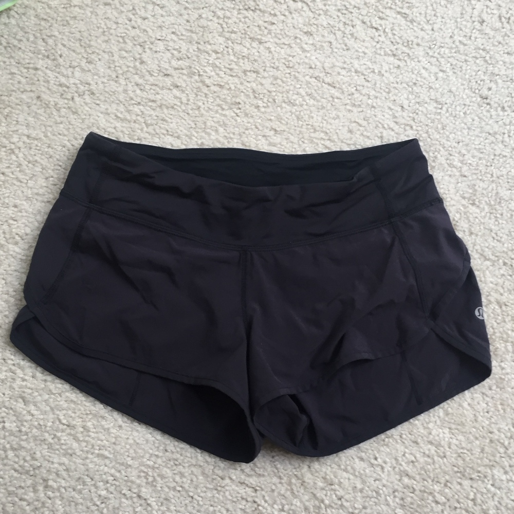 Lululemon Speed Up Short Size 6, Black